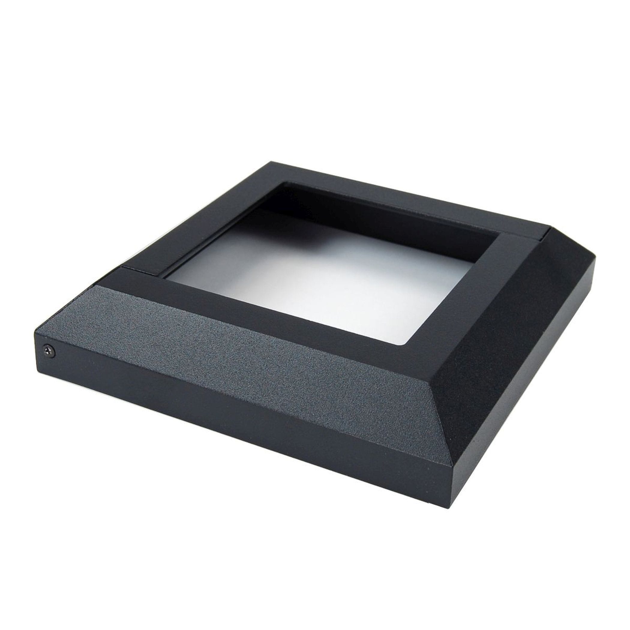 A single green leaf against a white background.