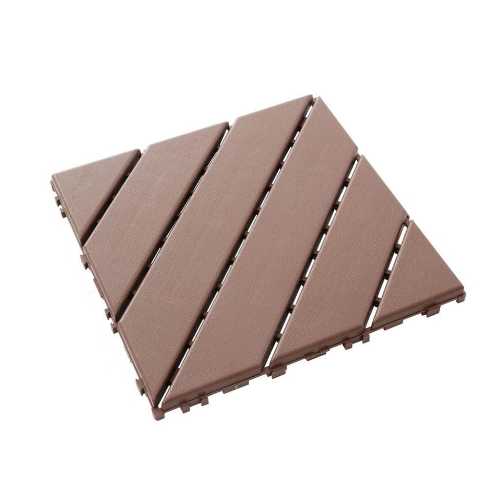 A single green leaf against a white background.