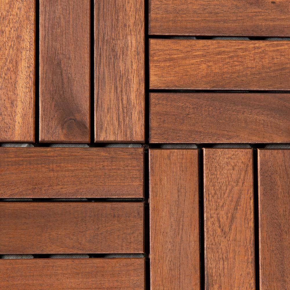 A single green leaf against a white background.