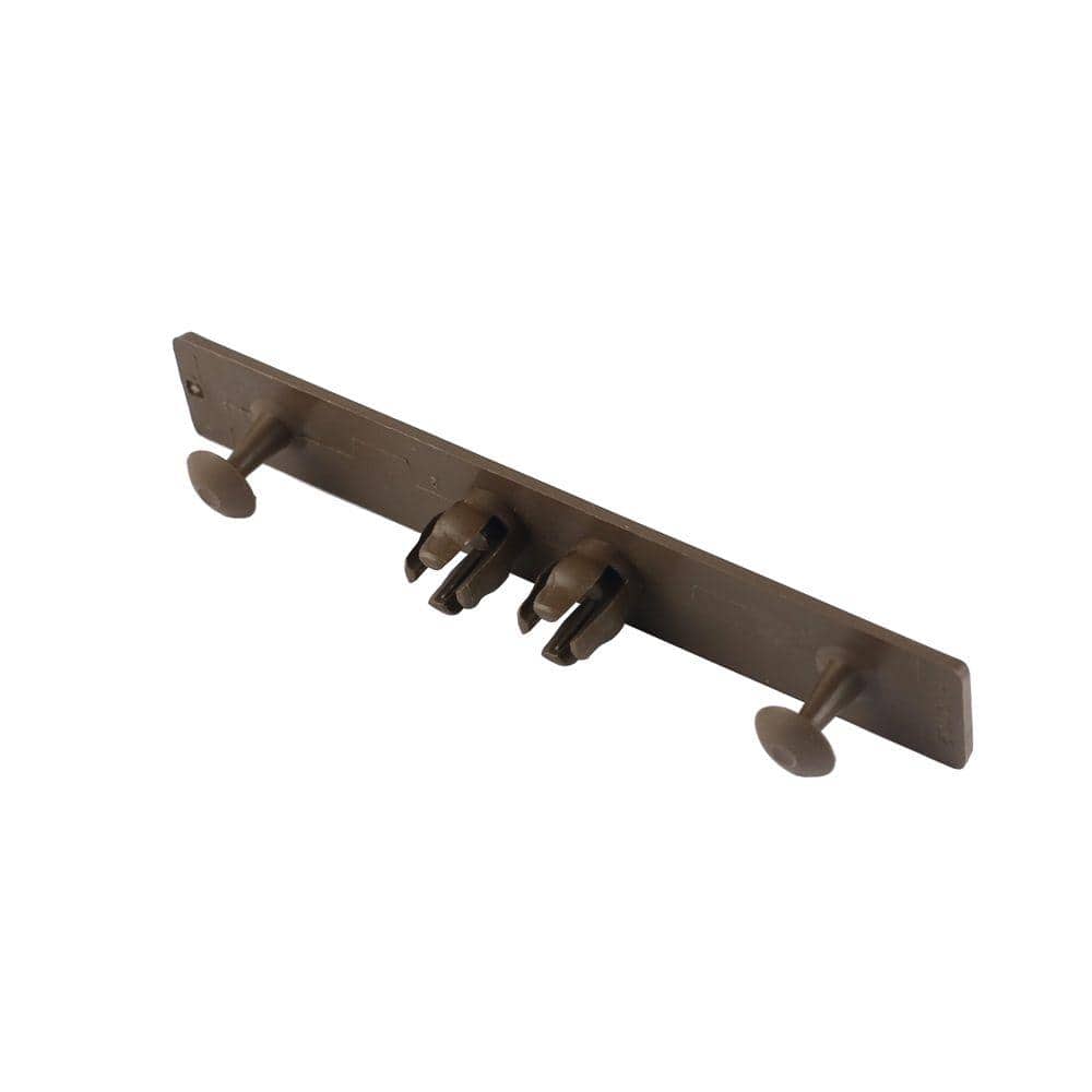 A single green leaf against a white background.