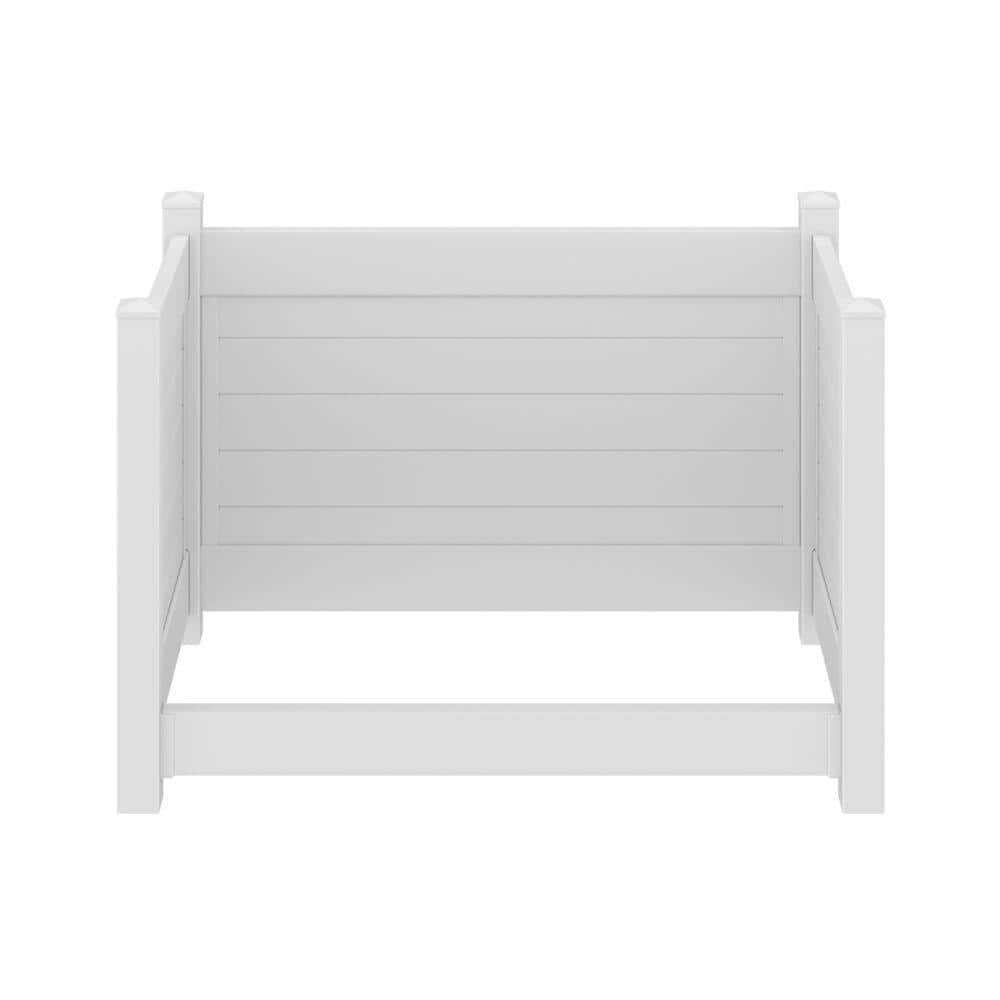 A single green leaf against a white background.