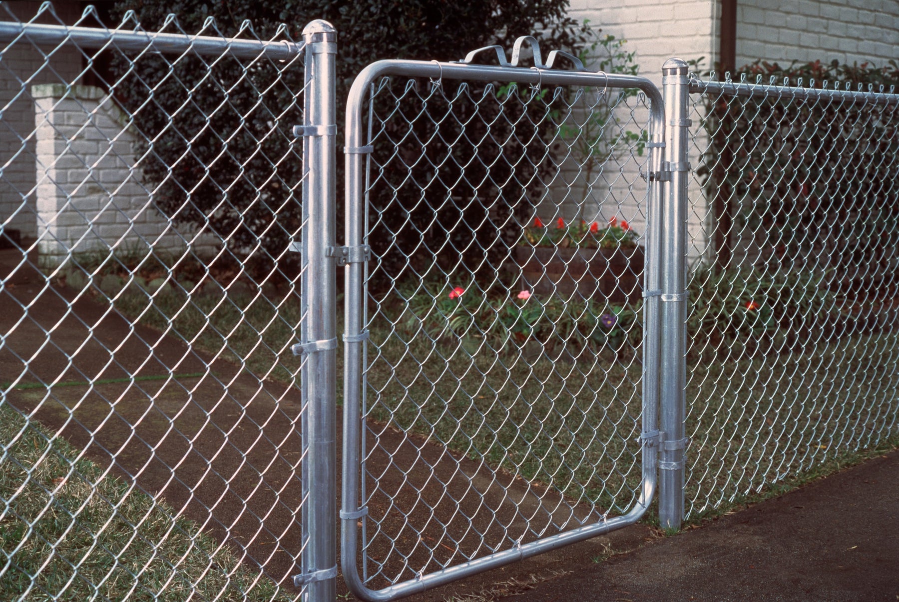 4-ft H x 3-1/2-ft W Galvanized Steel Walk-thru Chain Link Fence Gate w ...