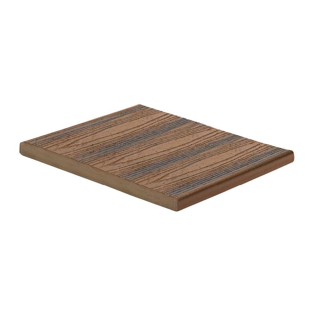 A single green leaf against a white background.