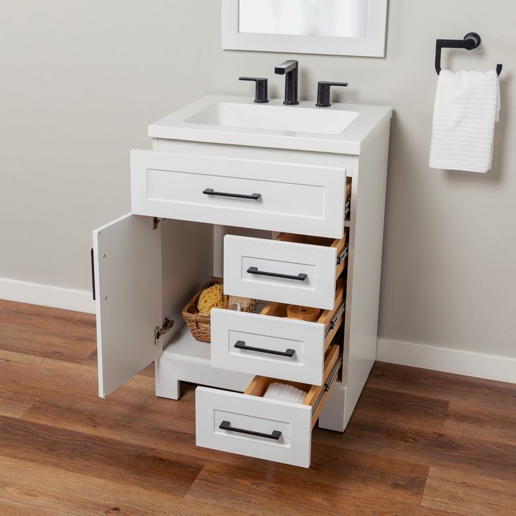 Style Selections Cauley 24-in White Single Sink Bathroom Vanity with White Cultured Marble Top