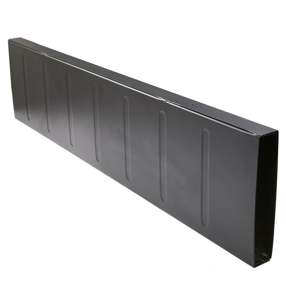 A single green leaf against a white background.