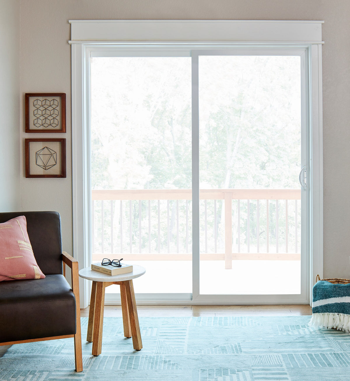 Pella 150 Series West 60-in x 80-in 4-9/16-in Low-E Argon White Vinyl Sliding Universal Double Patio Door