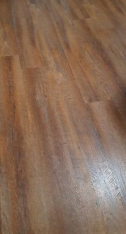 Home Decorators Collection Sawcut Classic 7.5 in. L x 47.6 in. W Luxury Vinyl Plank Flooring (24.74 sq. ft. / case)
