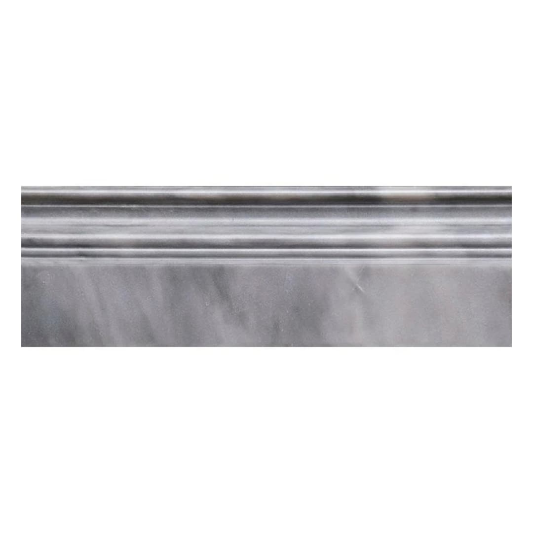 A single green leaf against a white background.