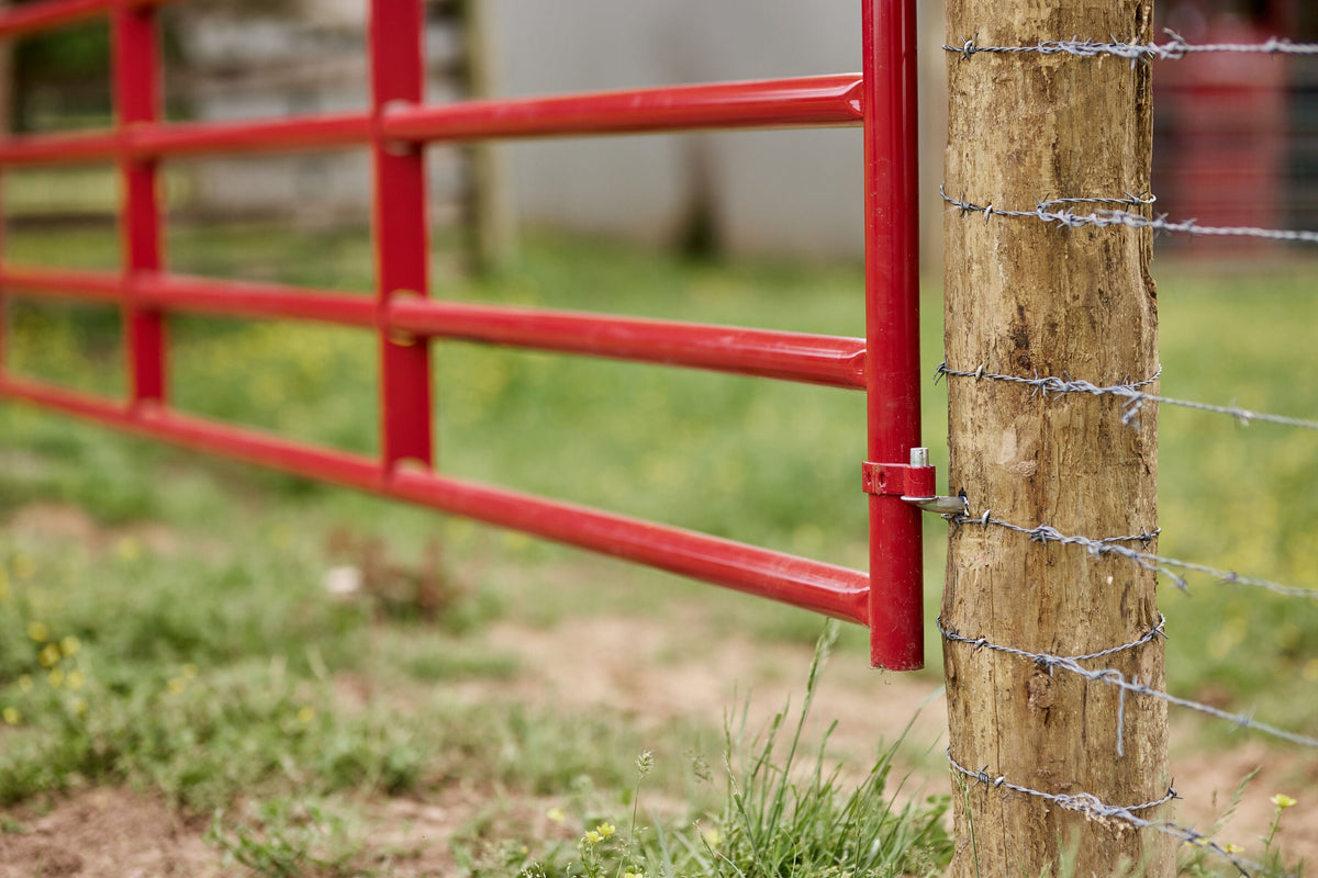 Tarter 4-ft H x 18-ft W Galvanized Steel Corral Flat-top Farm Fence Gate