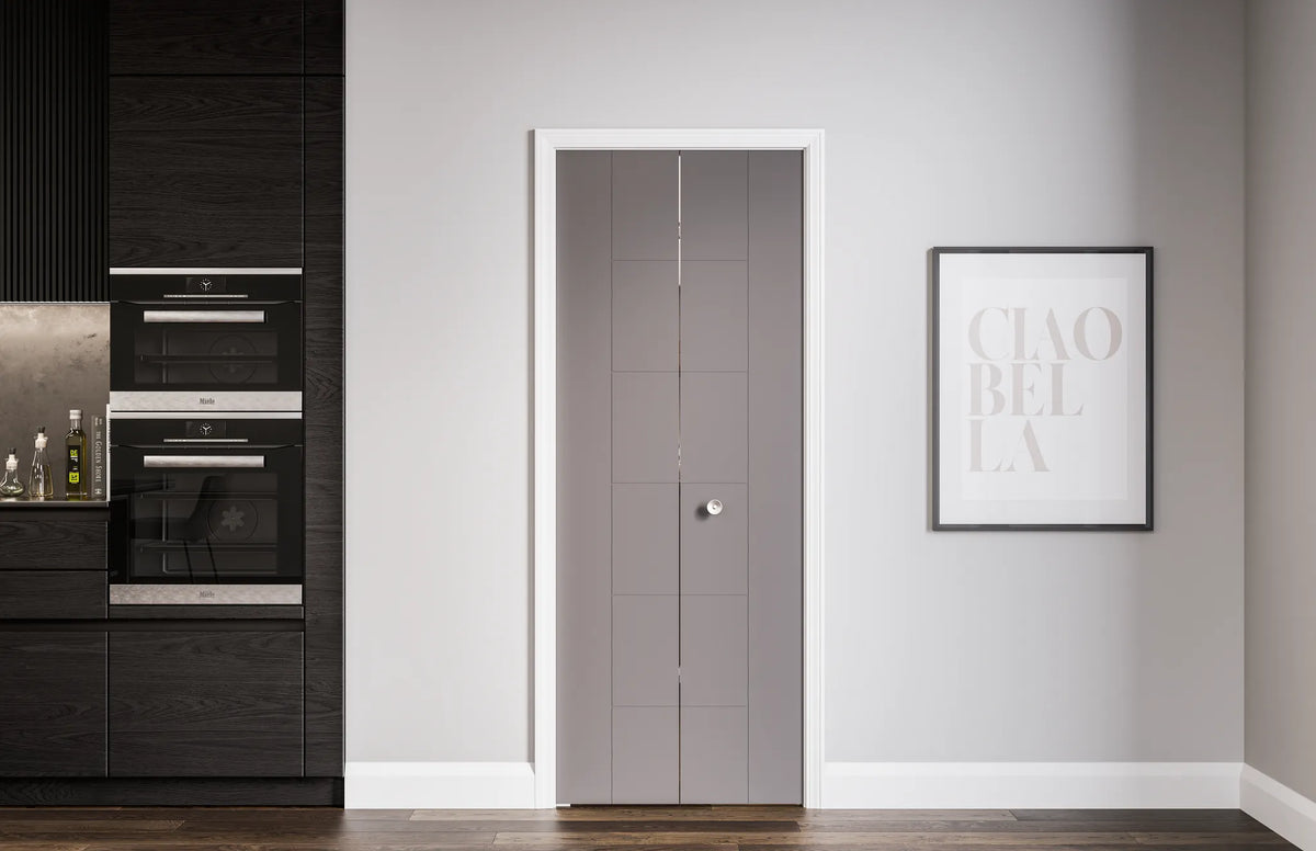 Masonite Berkley 36-in x 80-in Cream N Sugar Flush Prefinished Molded Composite Bifold Door (Hardware Included)