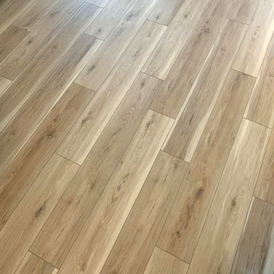 Style Selections Natural Hickory 5.5-mm x 7-in W x 48-in L Waterproof Interlocking Luxury Vinyl Plank Flooring (18.62-sq ft/case)