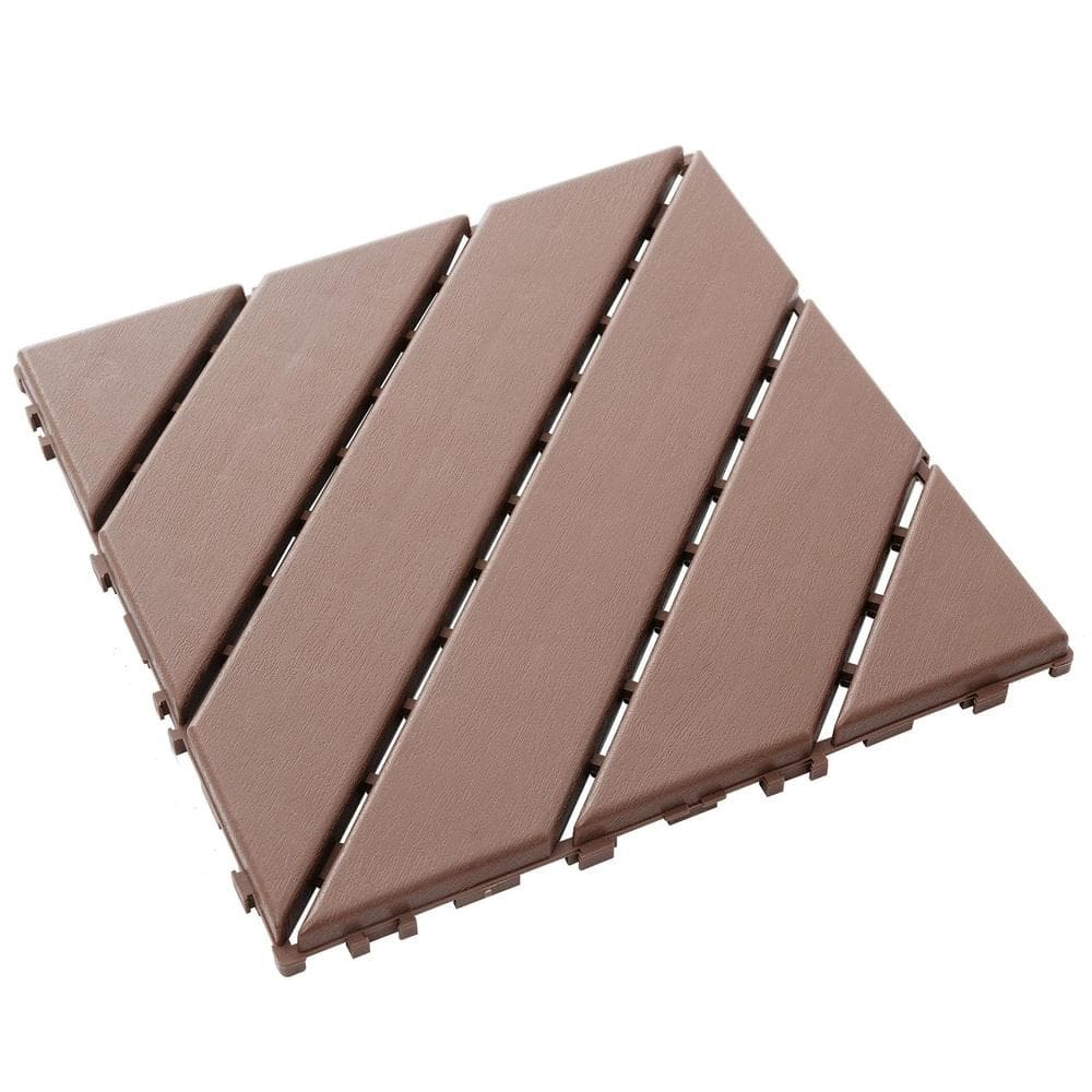 A single green leaf against a white background.