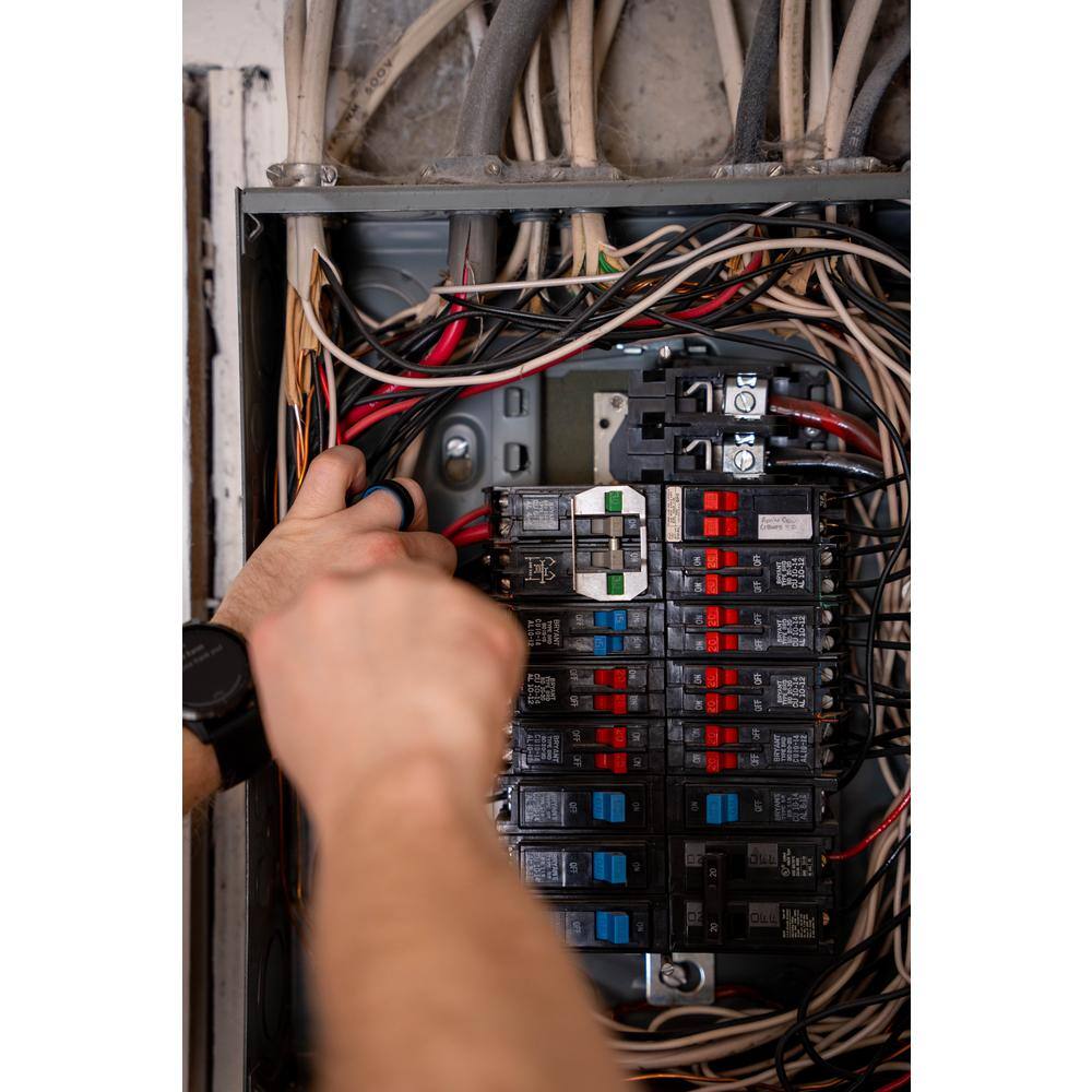 Challenger New VPKA Thin 20 Amp 120-Volt 1/2 in. 1-Pole Challenger Type TBA Right Clip Replacement Circuit Breaker