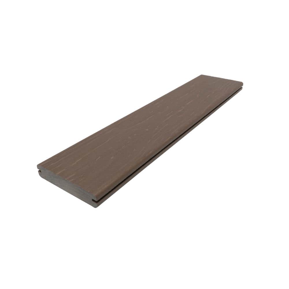 A single green leaf against a white background.