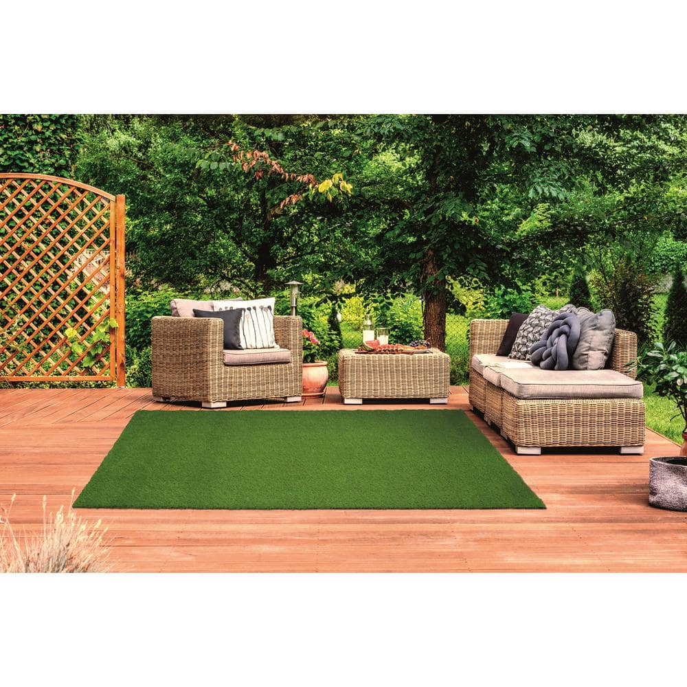 Nance Carpet and Rug Turf 6 ft. x 9 ft. Green Artificial Grass Rug