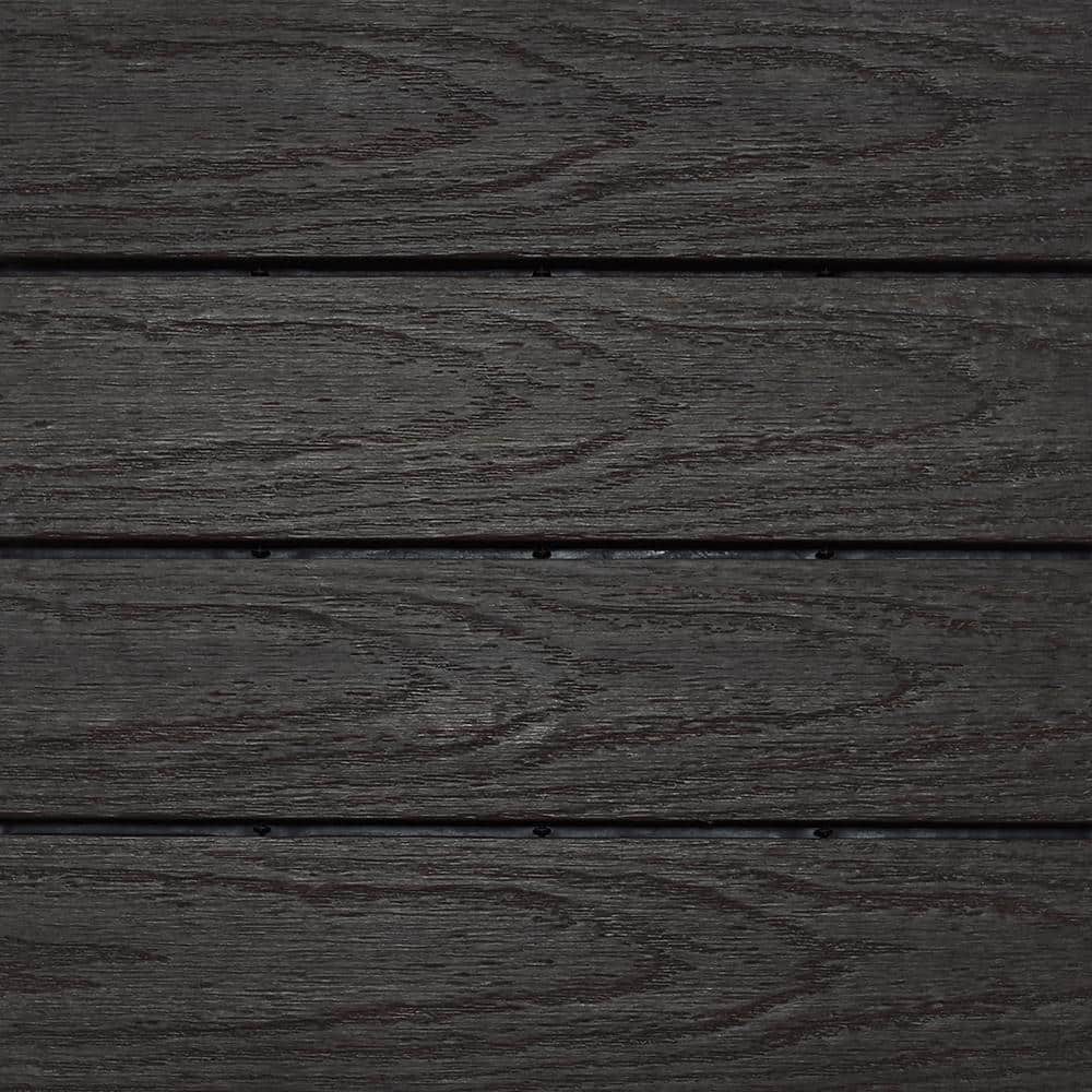 A single green leaf against a white background.