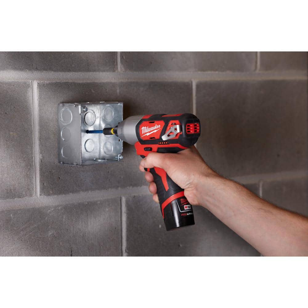 Milwaukee M12 12V Lithium-Ion Cordless Drill Driver/Impact Driver Combo Kit with Two 1.5Ah Batteries, Charger and Bag (2-Tool)