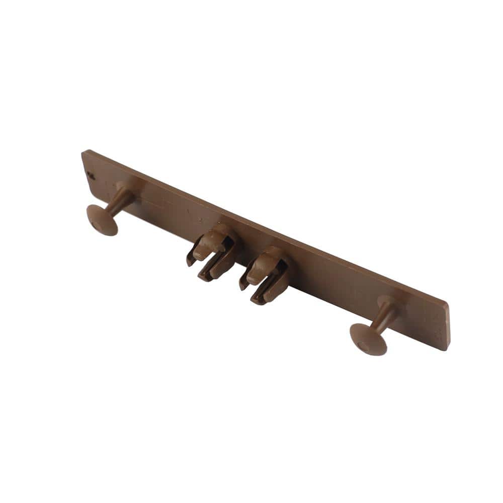 A single green leaf against a white background.