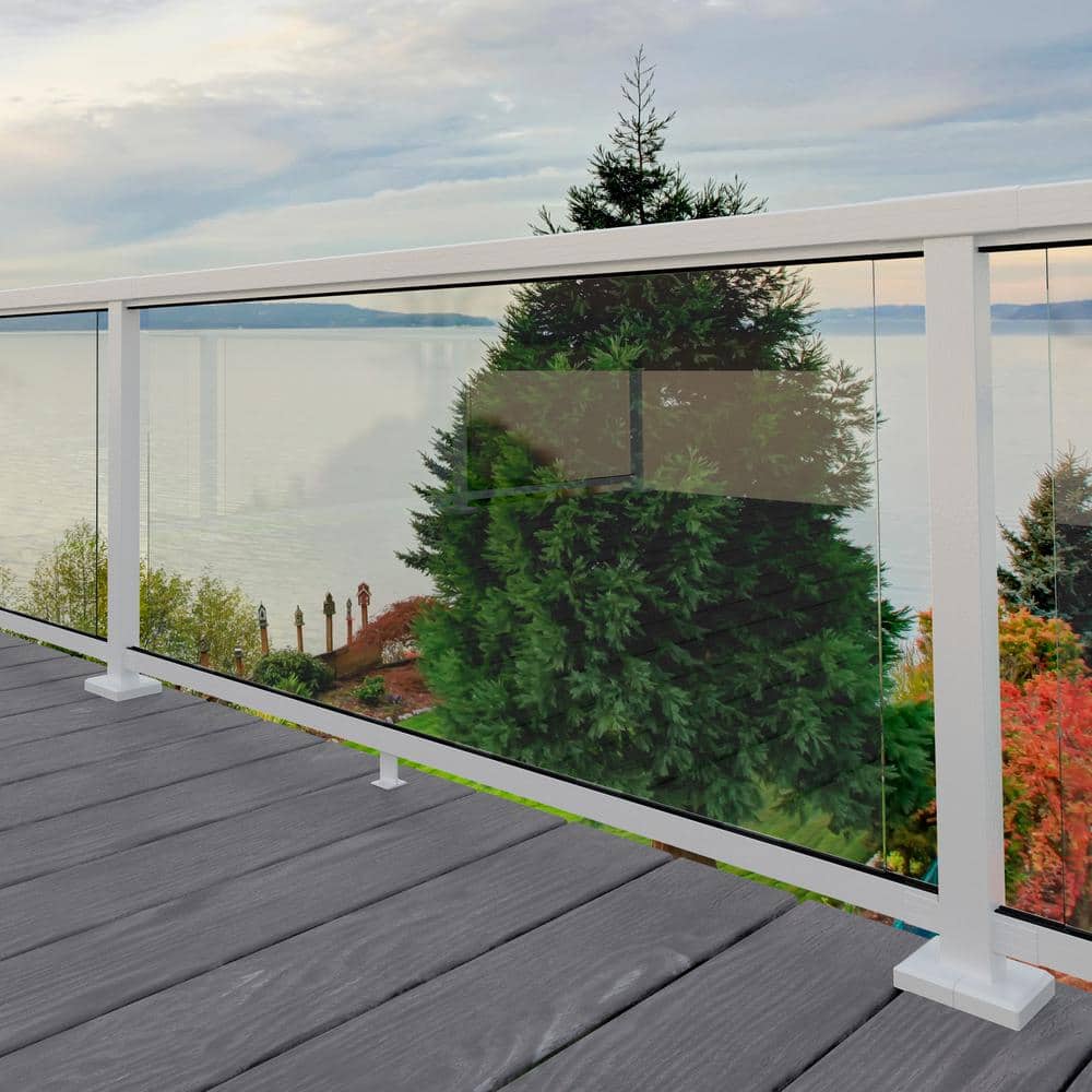 A single green leaf against a white background.