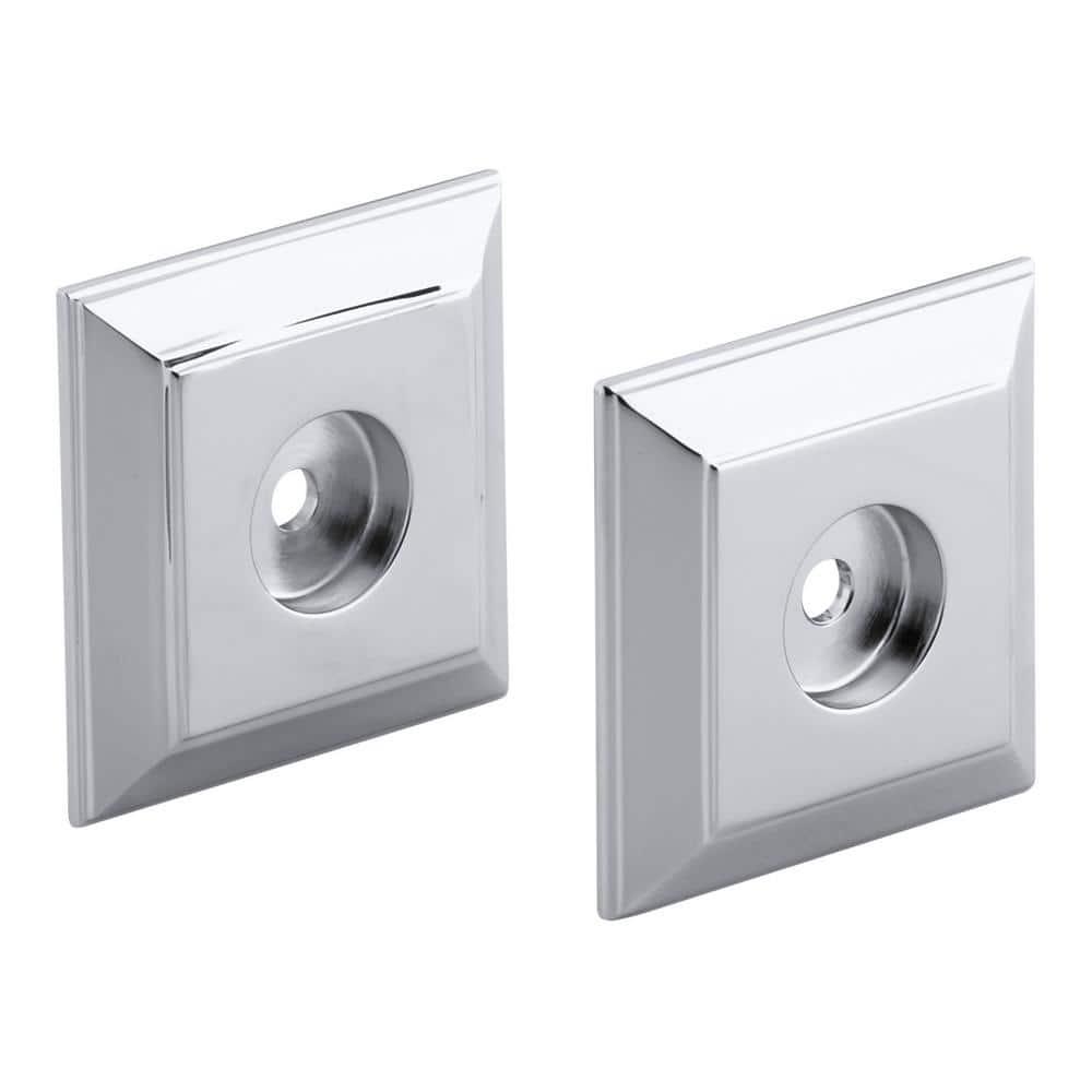 A single green leaf against a white background.