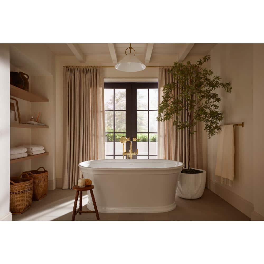 A single green leaf against a white background.