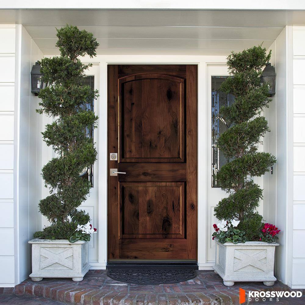 Krosswood Doors 42 in. x 80 in. Rustic Knotty Alder Arch Top Red Mahogony Stain Right-Hand Inswing Wood Single Prehung Front Door