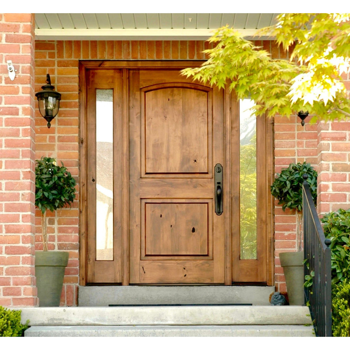 Krosswood Doors 30 in. x 96 in. Rustic Knotty Alder Arch Top Clear Stain Right-Hand Inswing Wood Single Prehung Front Door