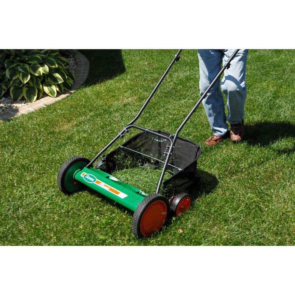 Scotts 20 Manual Walk Behind Reel Lawn Mower, Includes Grass