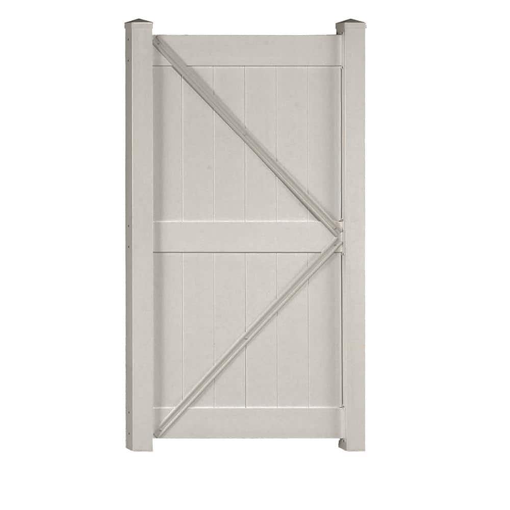 A single green leaf against a white background.