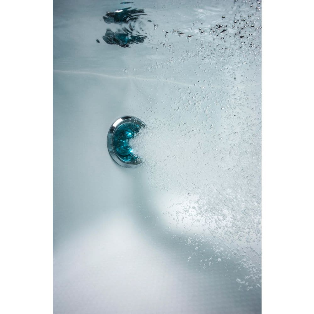 Jacuzzi CETRA 60 in. x 32 in. Acrylic Rectangular Drop-In Right-Drain Whirlpool Bathtub in White