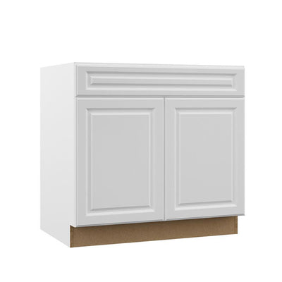 Designer Series Elgin Assembled 24x34.5x23.75 in. Base Kitchen Cabinet in White