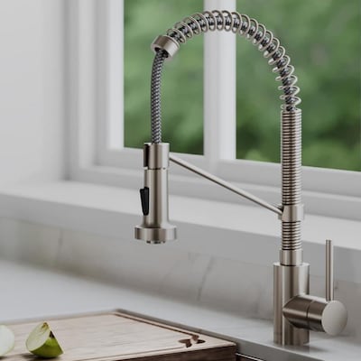 Kraus Bolden 1-Handle Deck Mount Pull-Down Handle/Lever Commercial/Residential Kitchen Faucet