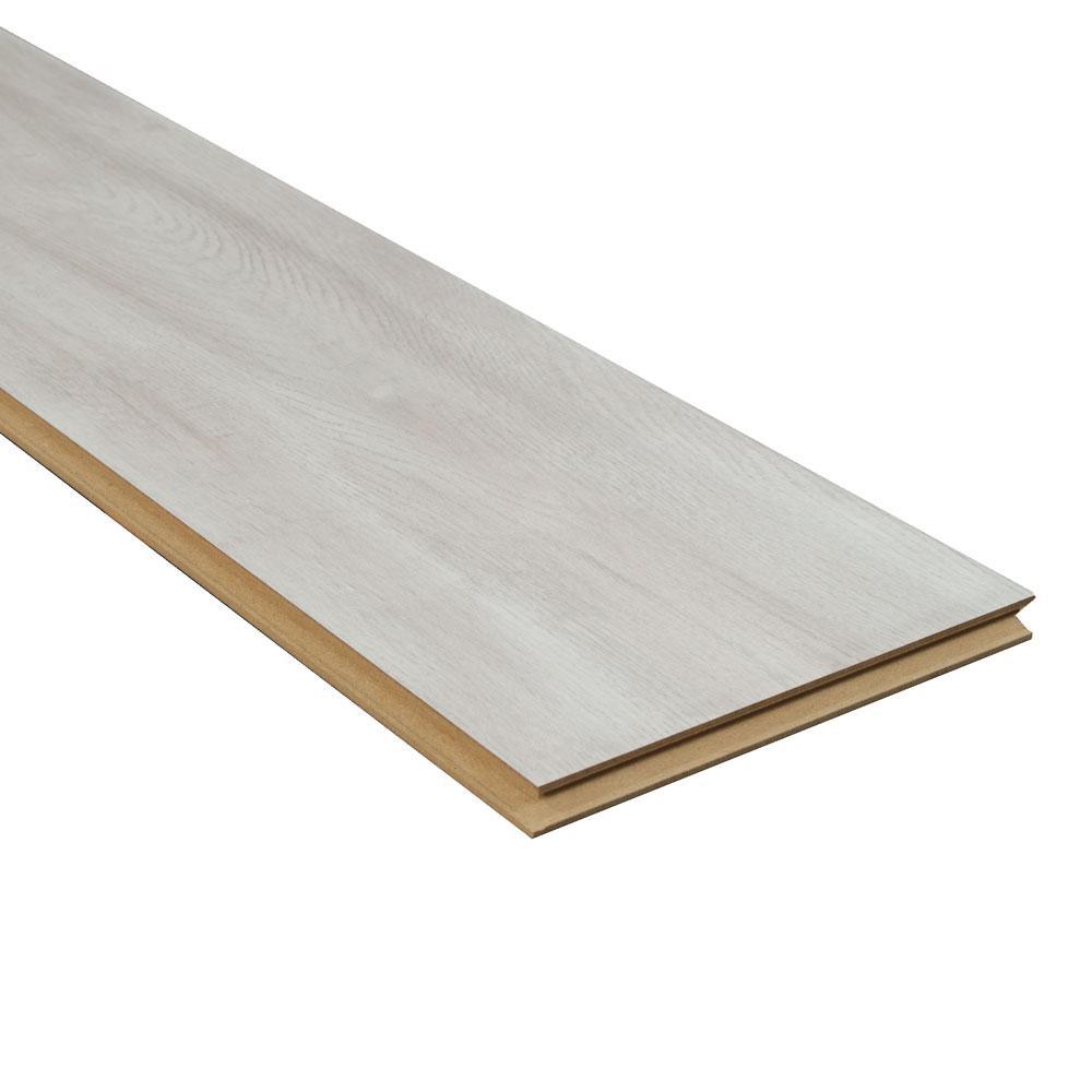 Pergo Outlast+ Waterproof Glazed Oak 10 mm T x 7.48 in. W x 54.33 in ...